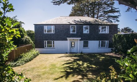 6 Bed in Rock 4