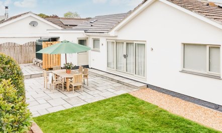 4 Bed in Rock 2