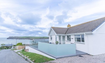 4 Bed in Polzeath 4