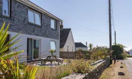 2 Bed in New Polzeath 7