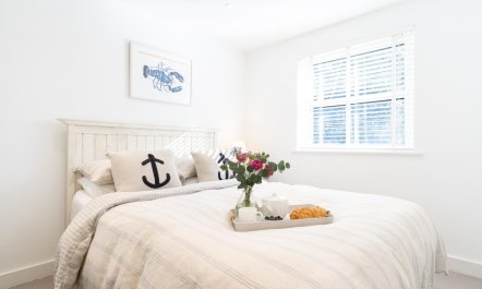 4 Bed in Rock 2