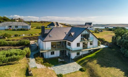 7 Bed in Trebetherick