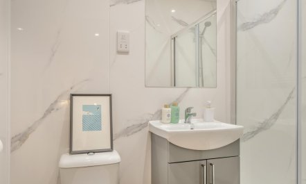 2 Bed in Bonchurch 9