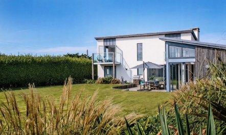 4 Bed in New Polzeath 4