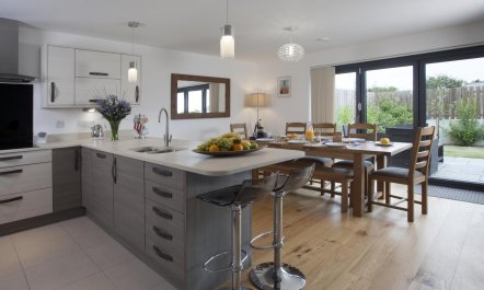 4 Bed in New Polzeath 5