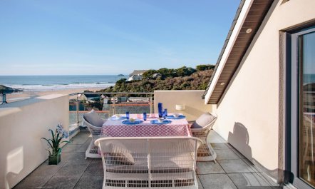 4 Bed in Polzeath