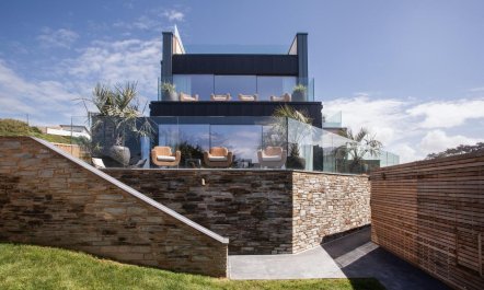 5 Bed in Polzeath