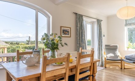 3 Bed in Polzeath 2