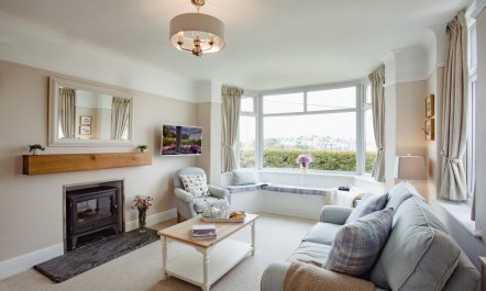 4 Bed in Polzeath 2