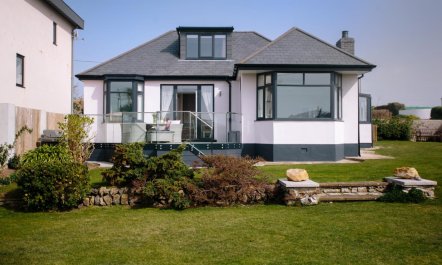 4 Bed in Polzeath