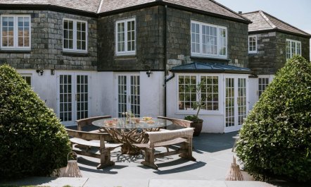 6 Bed in Rock 4