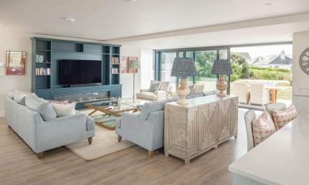 4 Bed in Polzeath 9