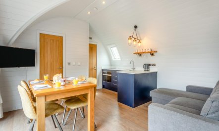 2 Bed in North Runcton 1