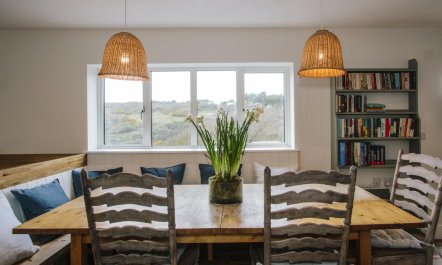 4 Bed in Polzeath 7