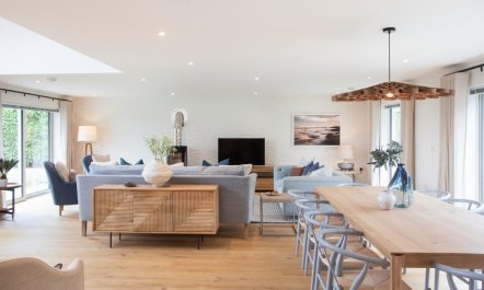 4 Bed in Rock 9