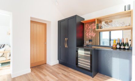 4 Bed in Rock 3