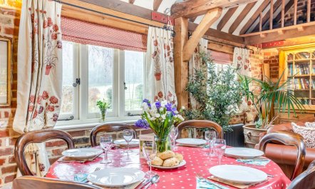 3 Bed in Dorking 3