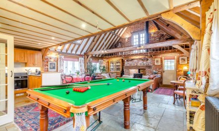 3 Bed in Dorking 5