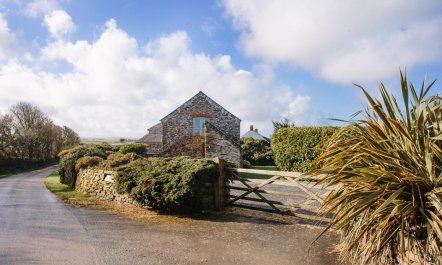 1 Bed in St. Minver 3