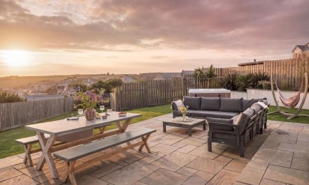 4 Bed in Polzeath 1