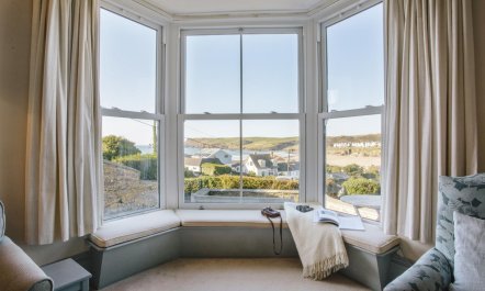 4 Bed in Polzeath