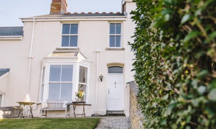 4 Bed in Polzeath 1