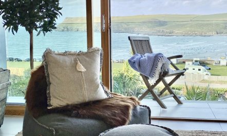 4 Bed in Polzeath 3