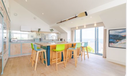 5 Bed in Polzeath 6