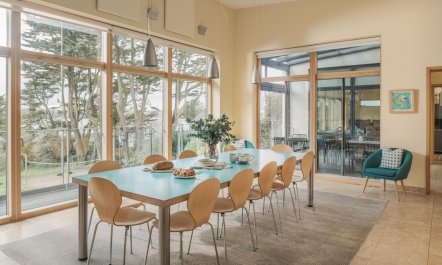 6 Bed in Rock 9
