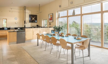 6 Bed in Rock 7