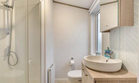 2 Bed in Bowdens 7