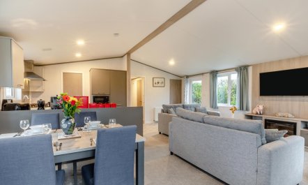 2 Bed in Bowdens 2