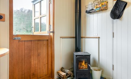 1 Bed in Dorking 4