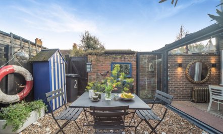 2 Bed in Whitstable 6