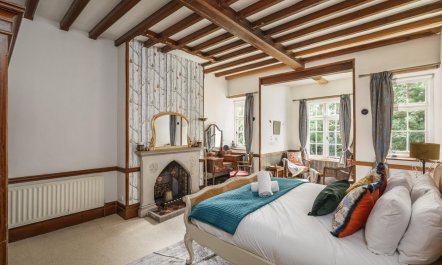 7 Bed in Poole 8