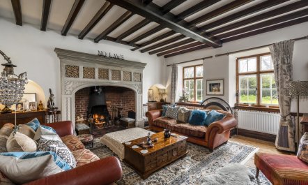 7 Bed in Poole 4