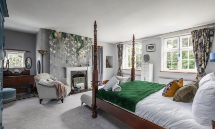 7 Bed in Poole 7