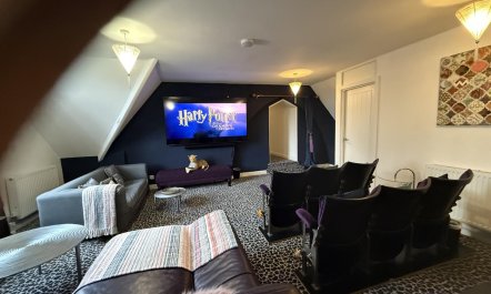 7 Bed in Poole 3