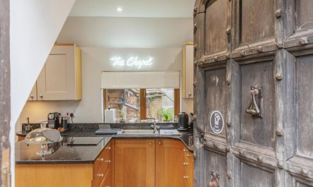 2 Bed in Maynards Green 8
