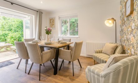 3 Bed in Goldenbank 9