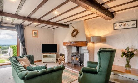 2 Bed in Heads Nook 2