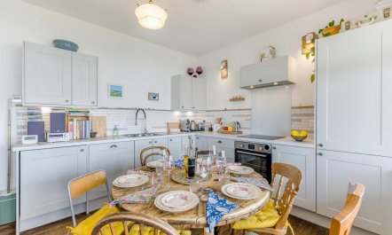 3 Bed in Ogmore-by-Sea 8