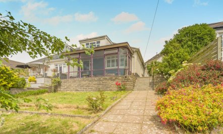 3 Bed in Ogmore-by-Sea 2