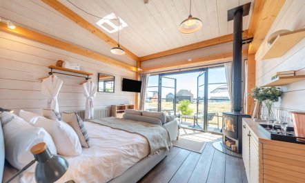 1 Bed in St. Marys Bay 1