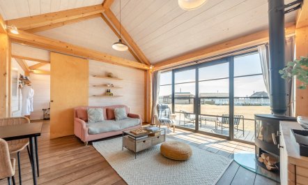 1 Bed in St. Marys Bay 2