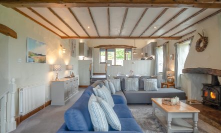 4 Bed in Heads Nook 6