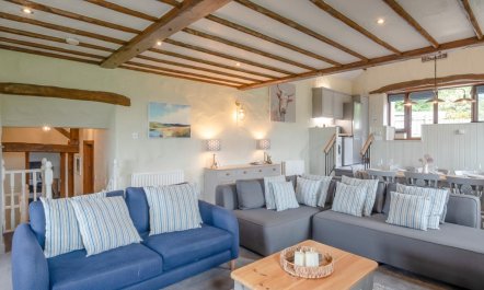 4 Bed in Heads Nook 5