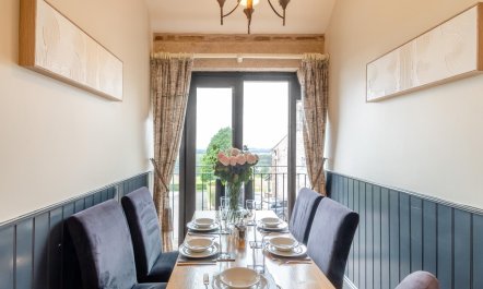 3 Bed in Heads Nook 8