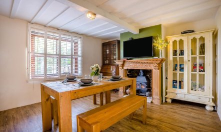 3 Bed in Stoborough 8