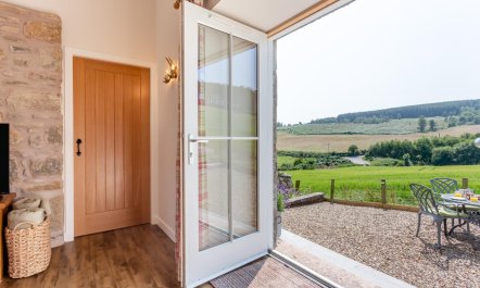 2 Bed in Monymusk 1
